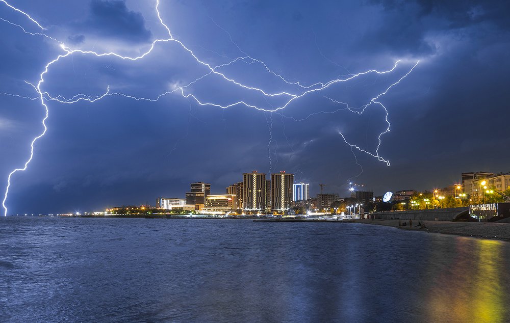 Приближение стихии