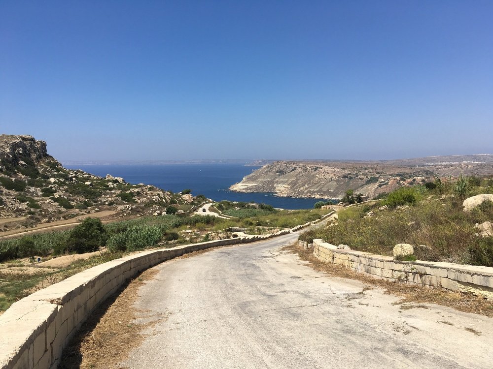 road to Fomm Ir-Rih bay