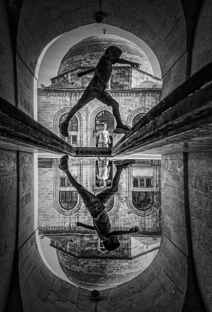 Photograph by babak mehrafshar