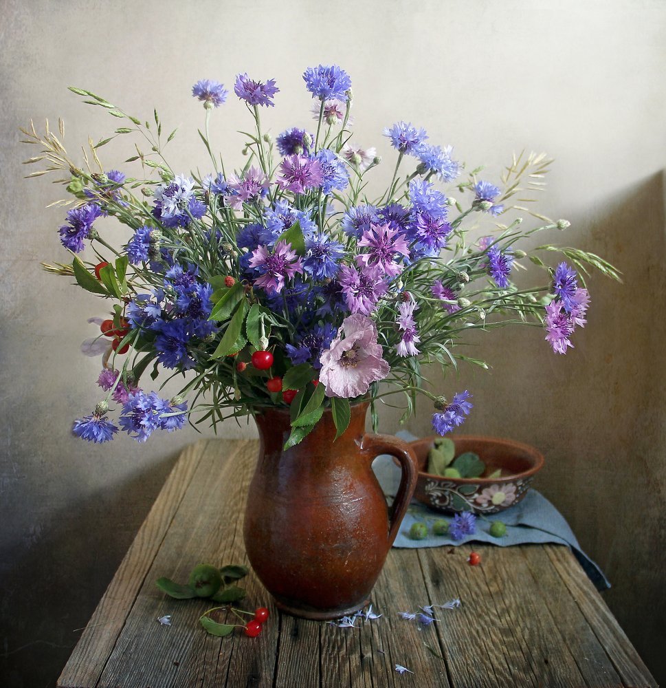 Синь небесная в милых цветах