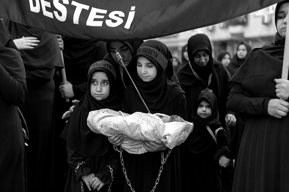 mourning little girls