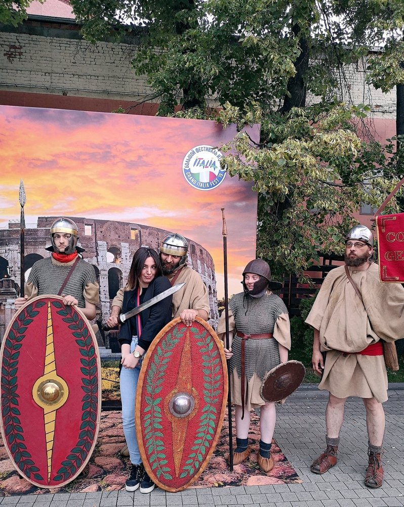 Ну и кто из какого времени?