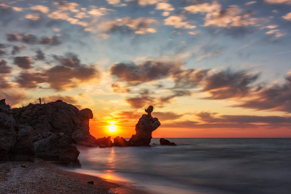 Закат в бухте Шкордовых.