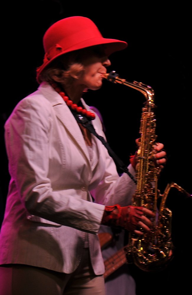 Всё    дело    в   Шляпе .