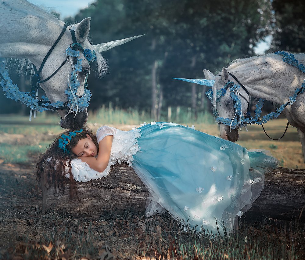 Photograph by Viktoria Naifeh