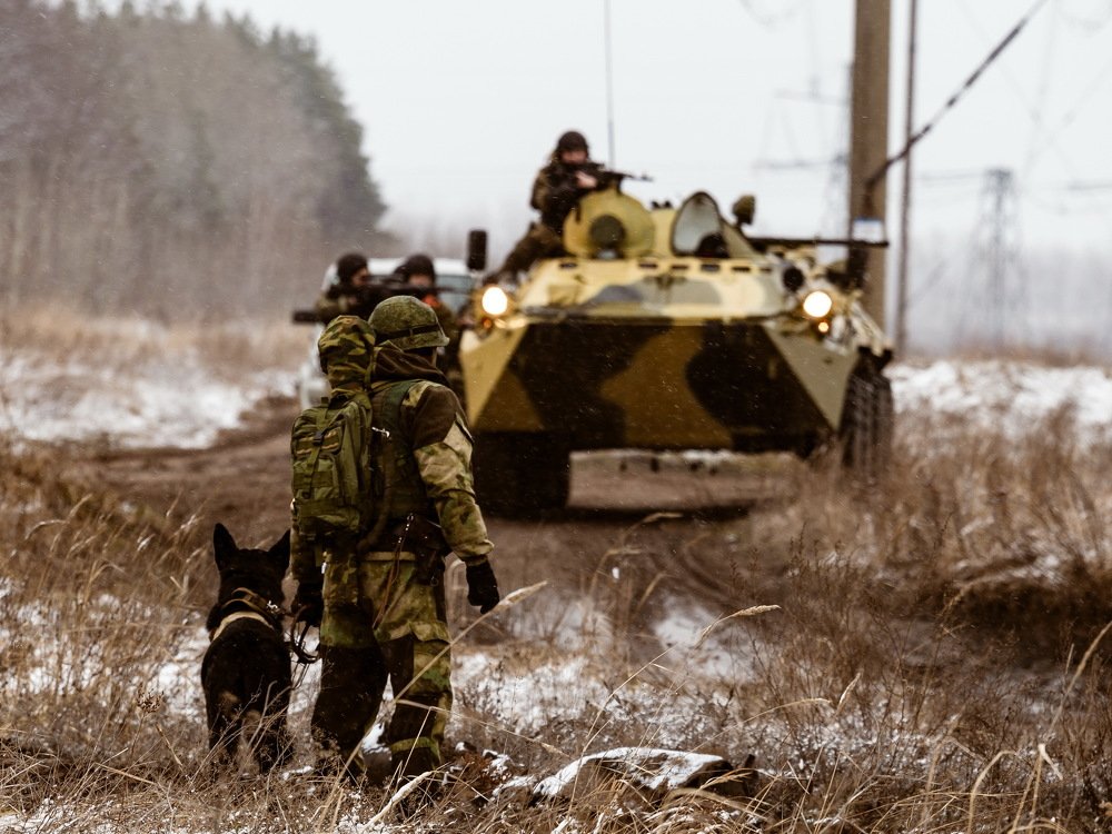 Кинолог и колона