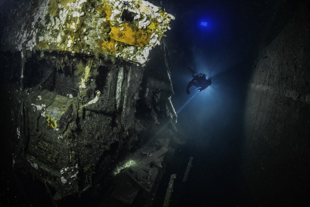 Volvo N 33, Zenobia ferry, Cyprus
