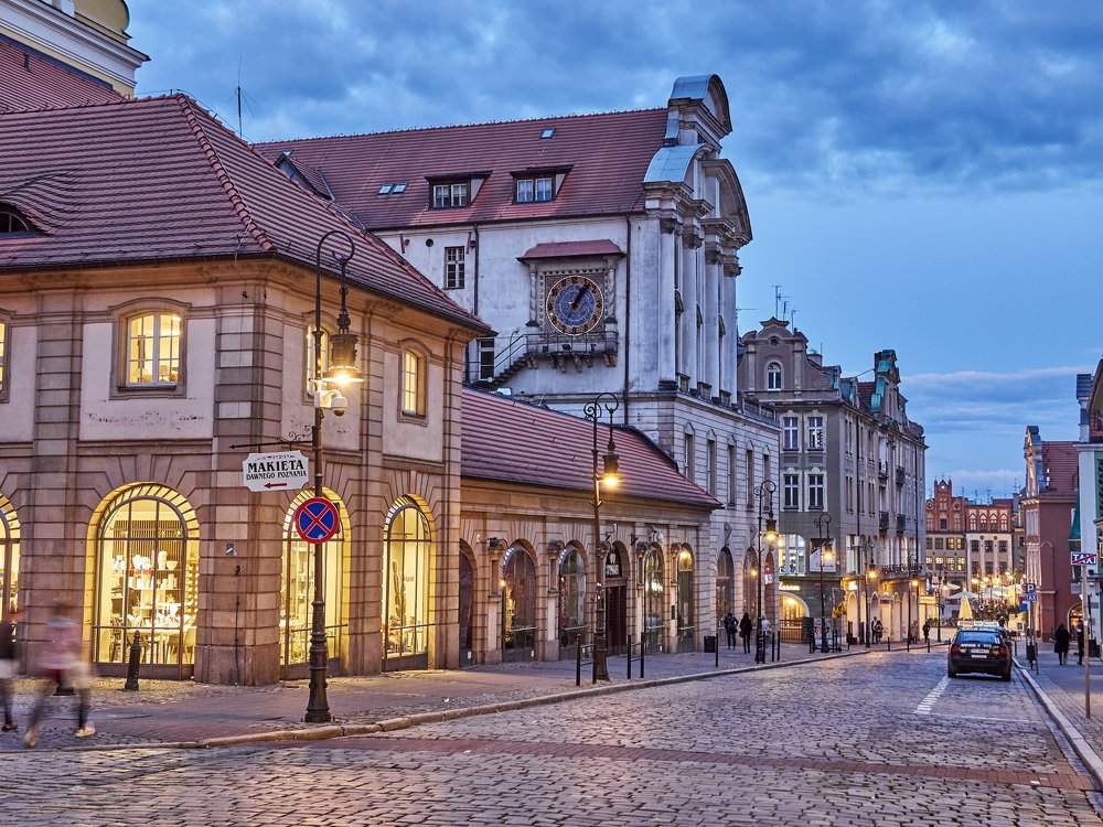 Photograph by Aliaksandr Savin