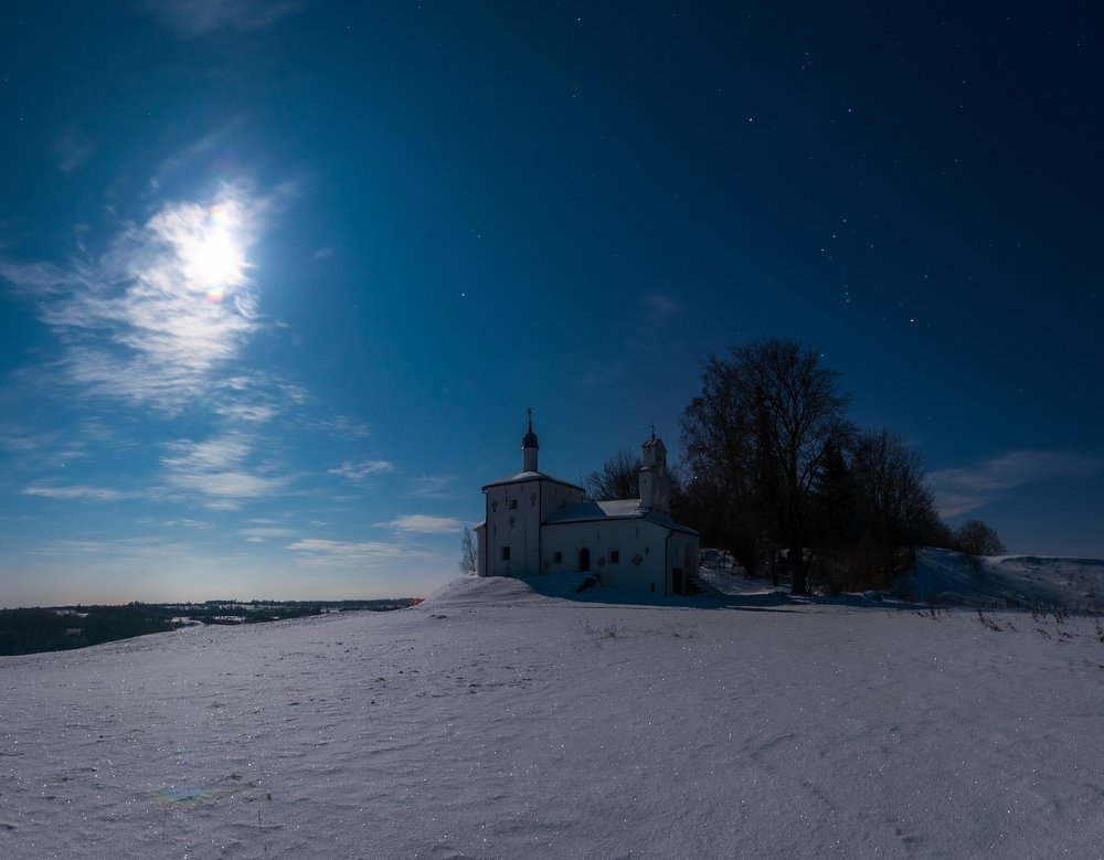 Photograph by Roman Dmitriev