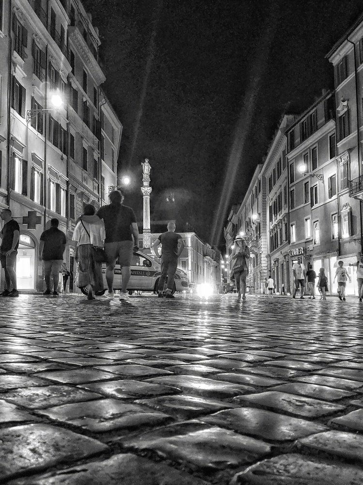 Камни Сан Петрини в Риме