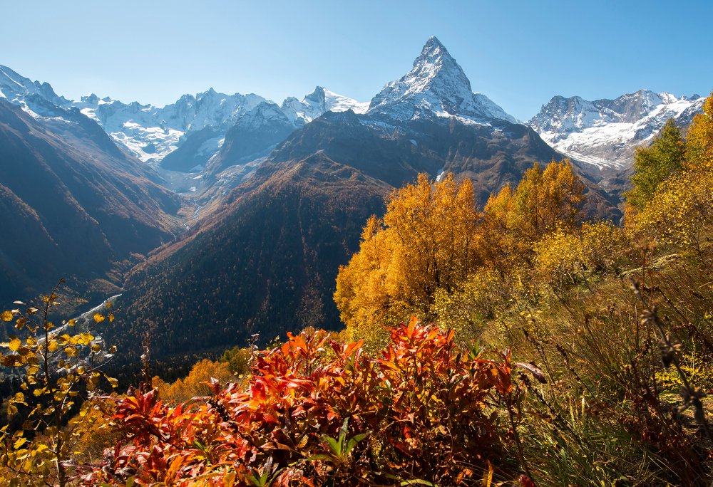 Белалакая 3861 м