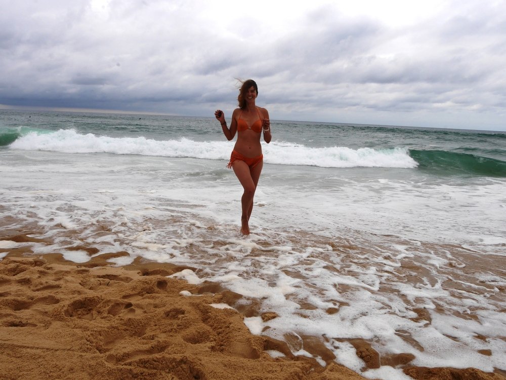 Девушка и океан: Tete-a-tete...