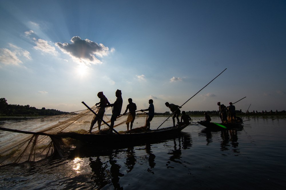 Struggling with fishing net