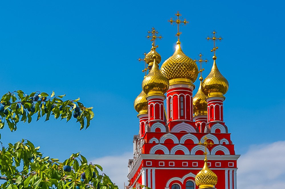 Купола Церкви Св. Пантелеймона.