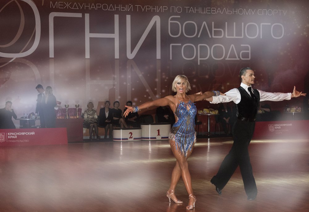 Мистер и миссис Смит.