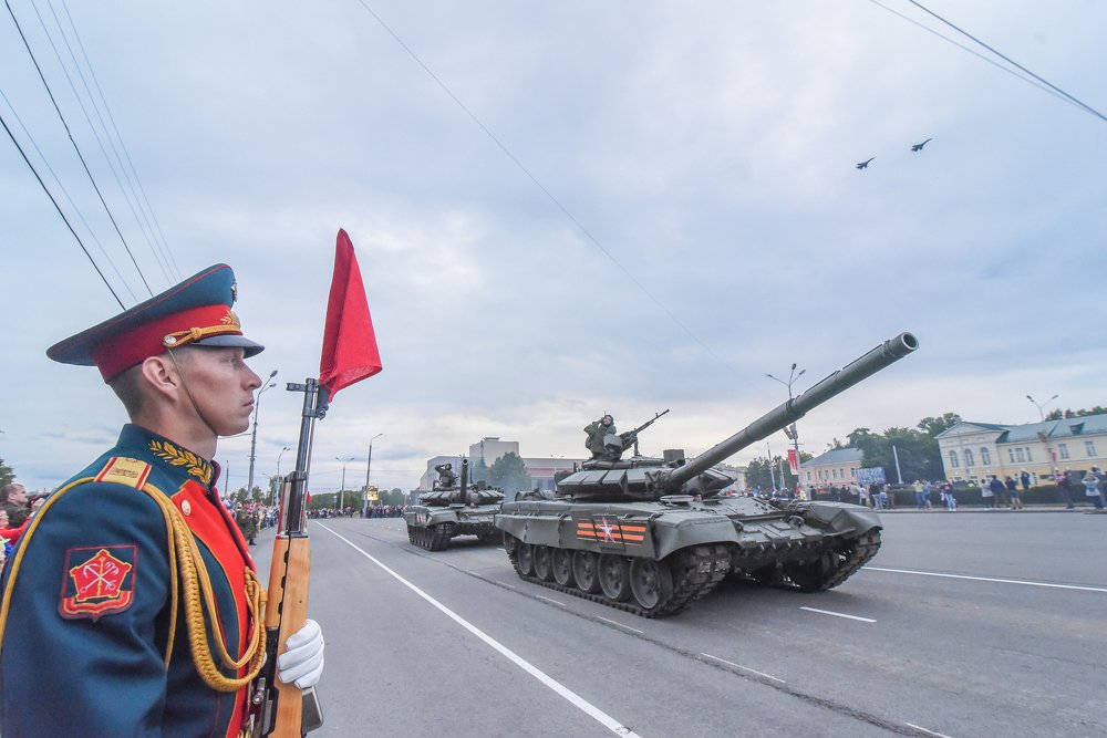 Праздничный парад