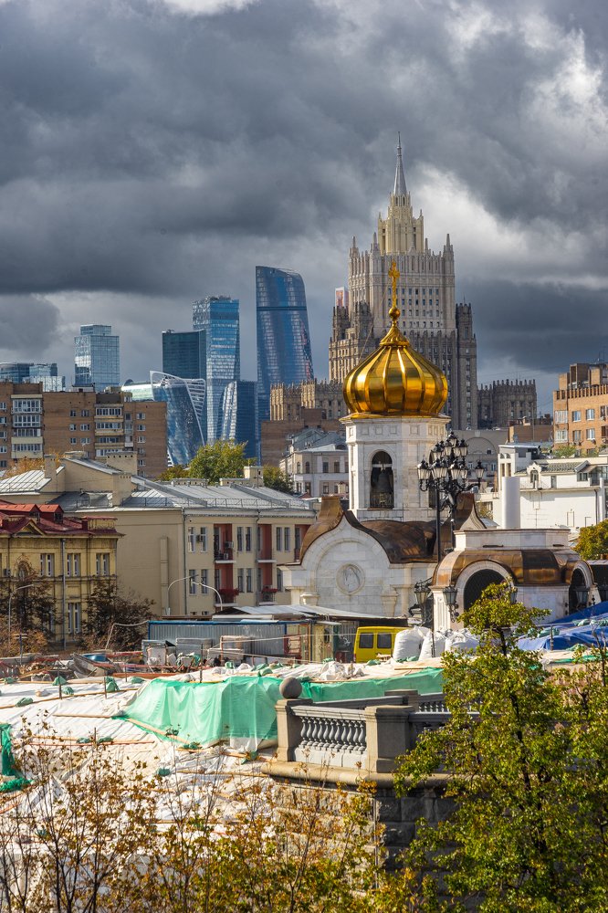 Московские контрасты