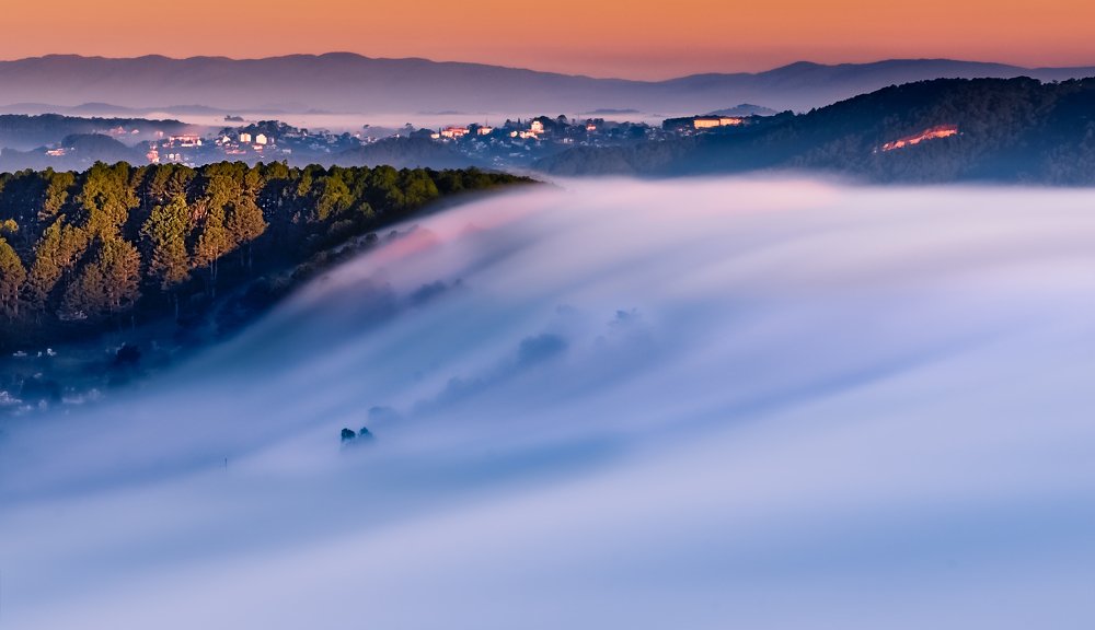 Photograph by Lê Huy Anh