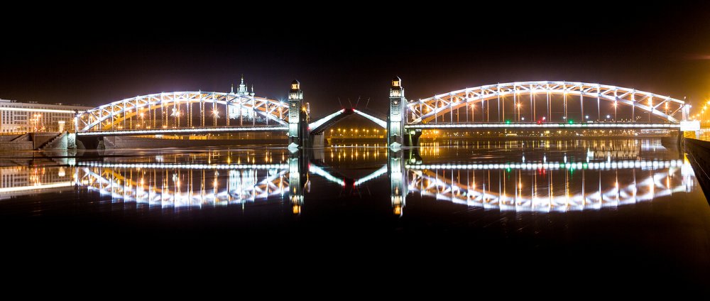 Ночной Санкт-Петербург