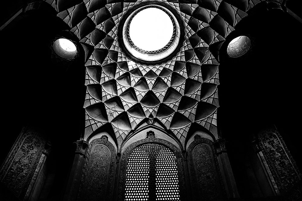 Photograph by Alireza Shahnazi