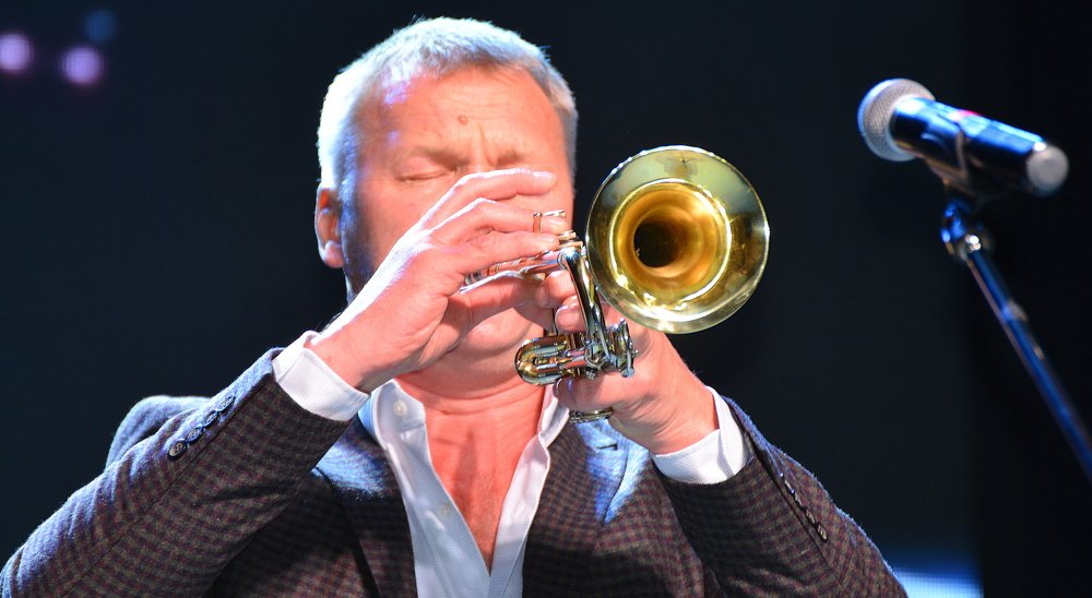 Труба зовёт.