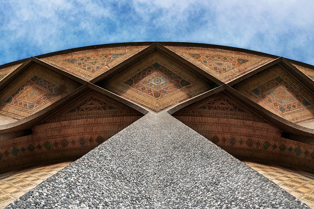 Photograph by Mohammad Dadsetan