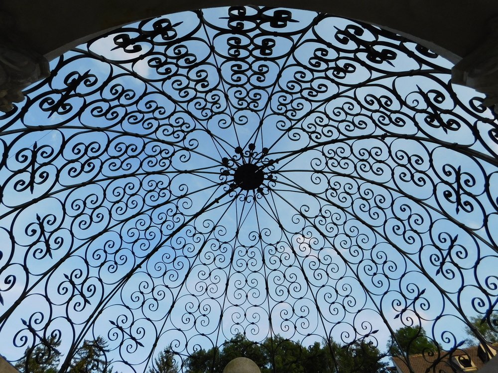 Photograph by Zsofia Schmidt-Mudik