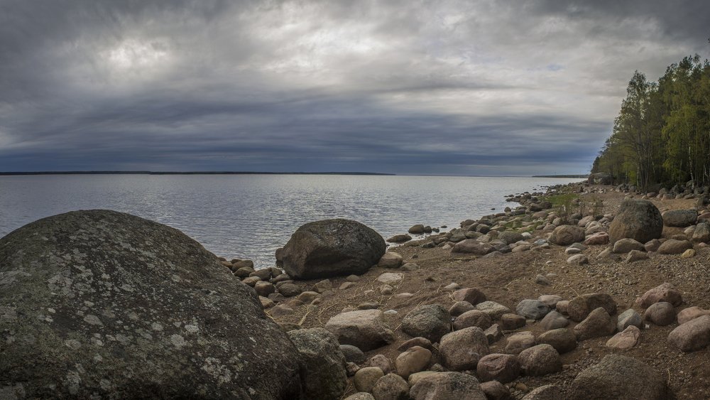 Каменный пляж