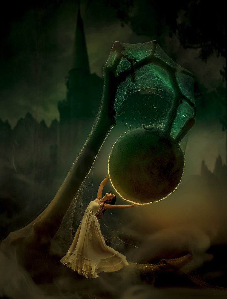 Halloween and wonderland's Magic fruit