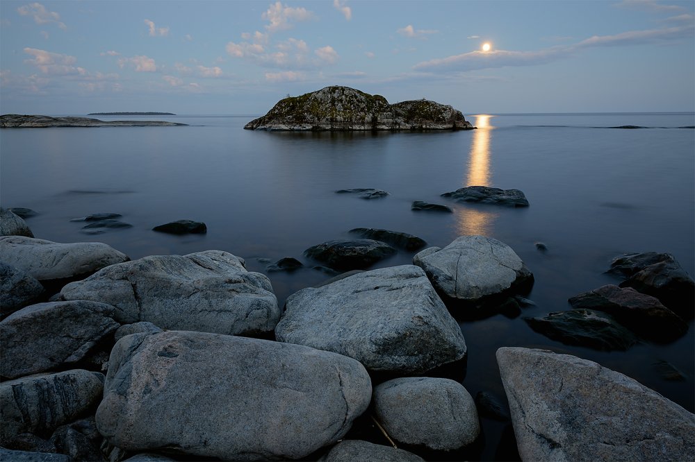 Полнолуние белой ночью