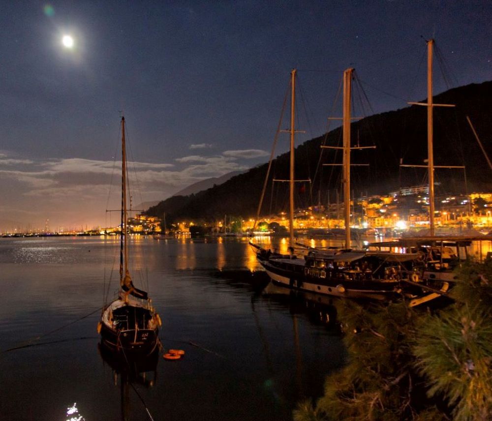 Фотография автора Turgay Uykusuz