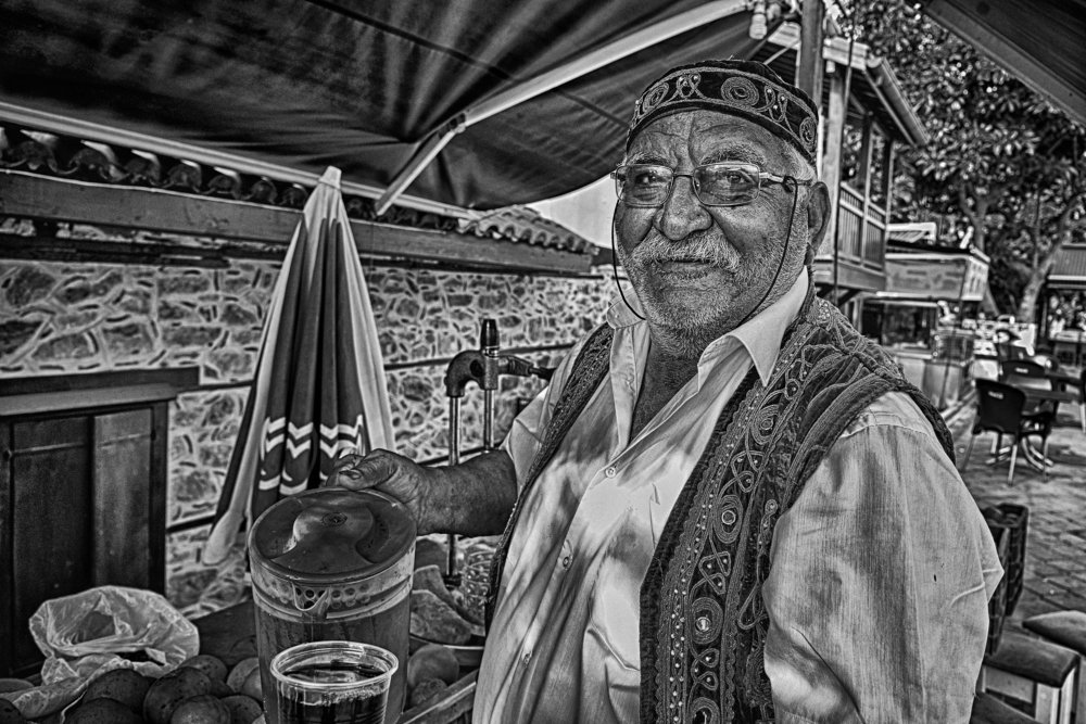 Photograph by Dragan Cerovic