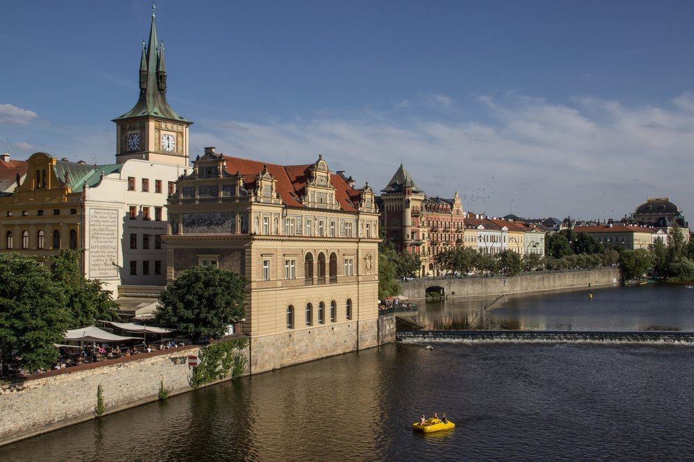 Прага