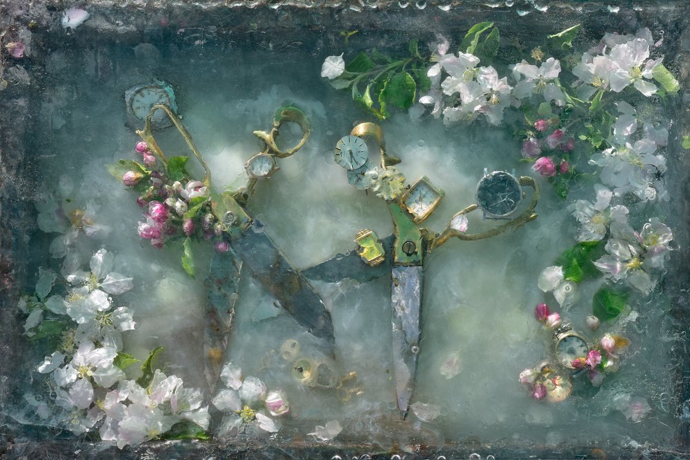 Весенняя История.