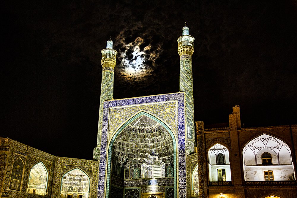 Moon on the mosque
