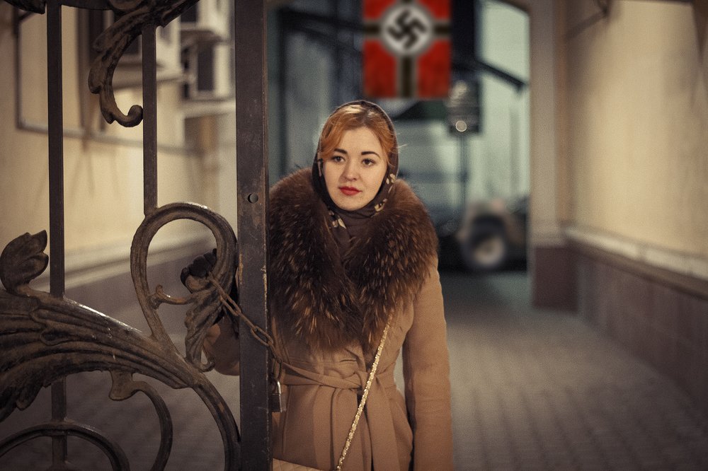 У Штирлица жена тоже разведчик