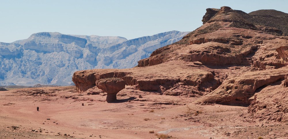 Photograph by Thomas Valtonen