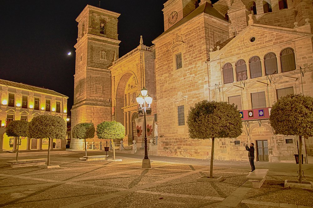 Villanueva de los infantes en la noche