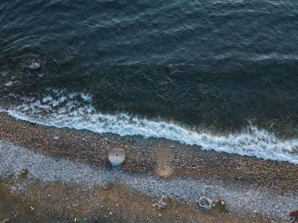 Древние жернова