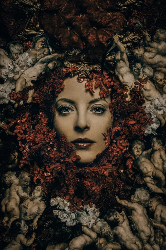 Madonna Rossa con Angeli