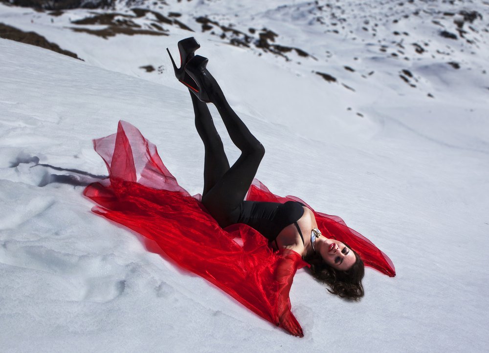 Из серии "Glamour Extreme"