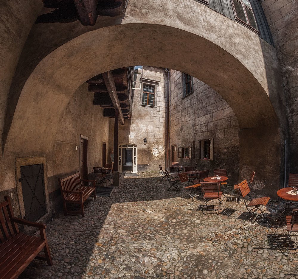 Свободные места