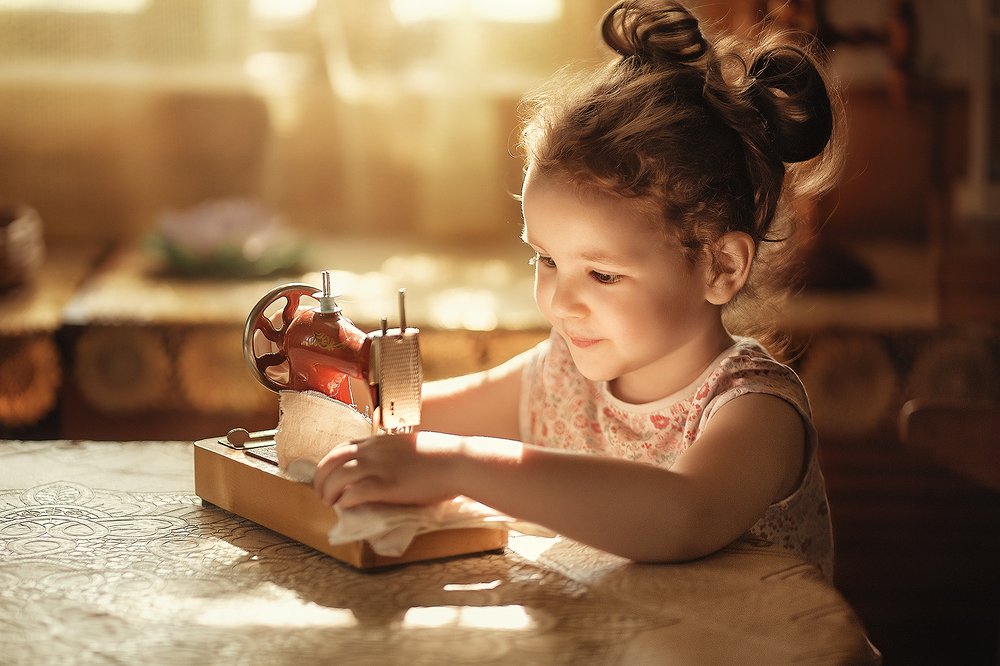 Маленькая швея.