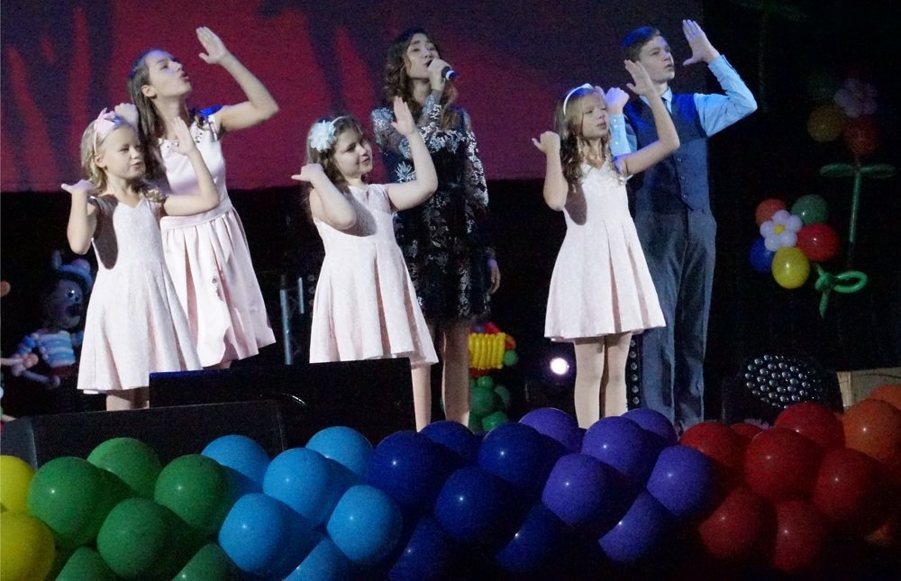 Прекрасное далёко не будь ко мне жестоко...