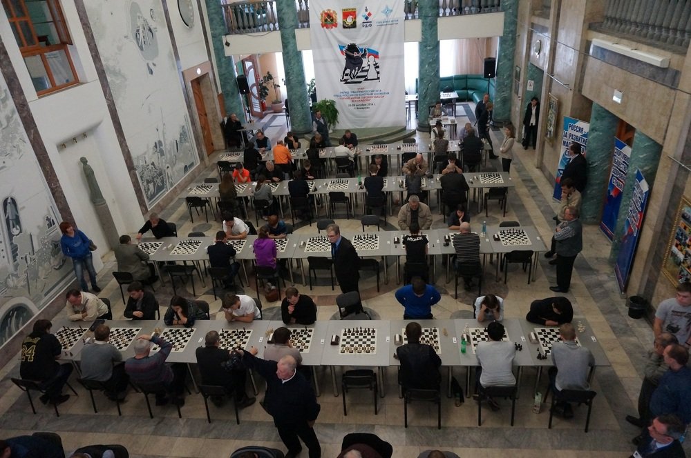 "Детки" в клетке