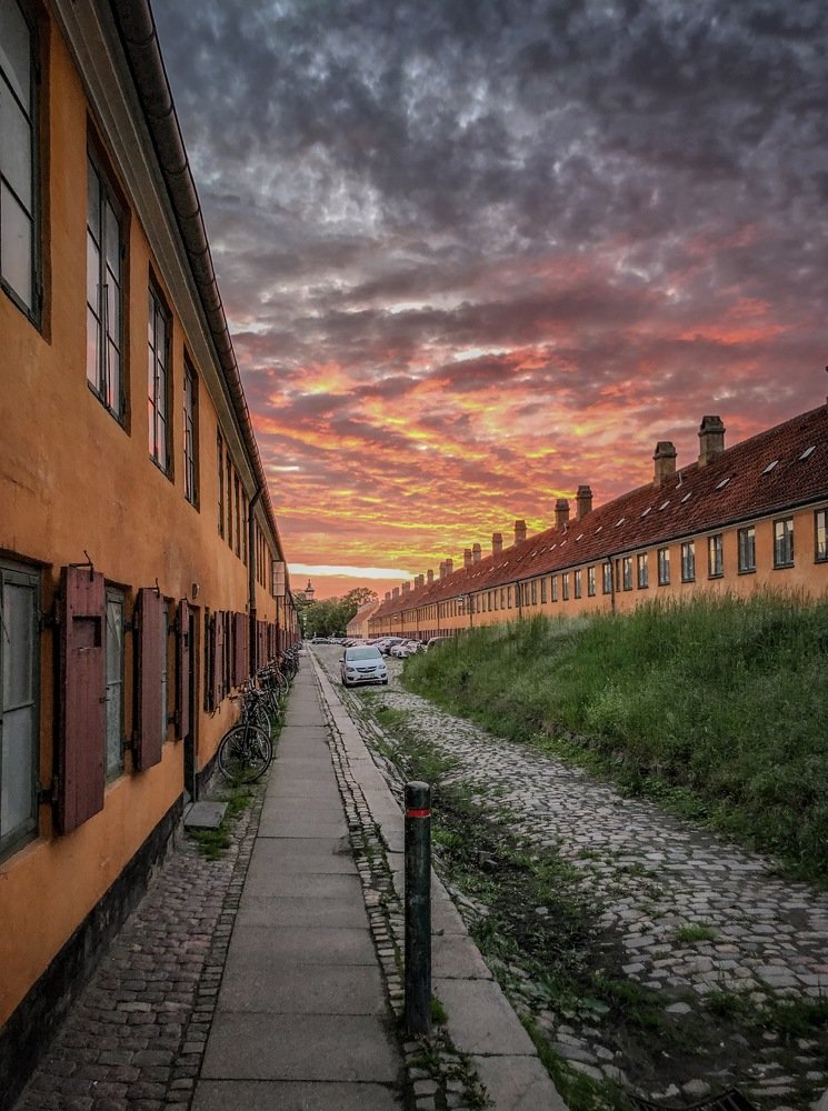 The silence of the Eve