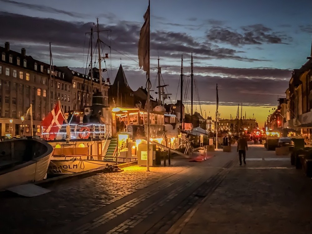 Silence of Nyhaven, Copenhagen