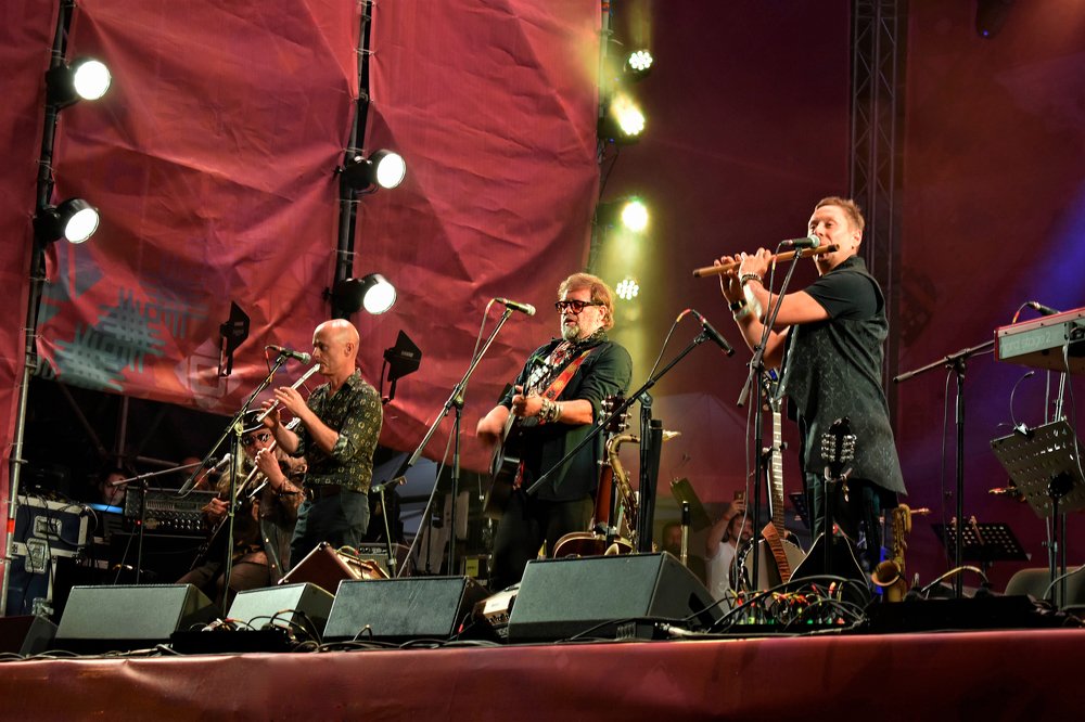 "Аквариум" зажигает.