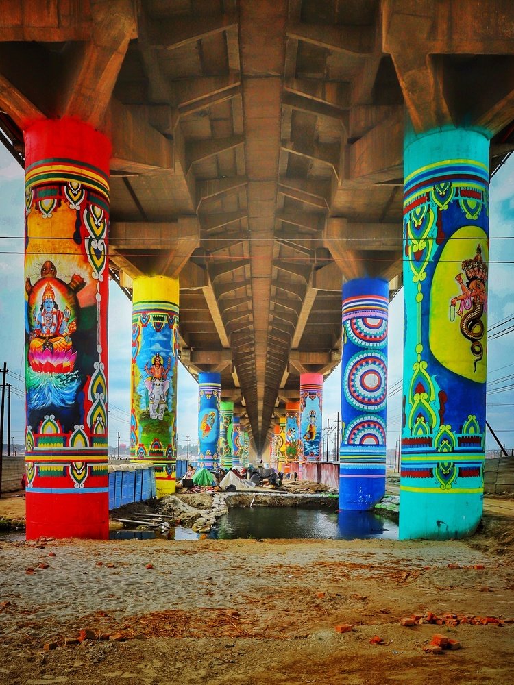 Colourful pillars
