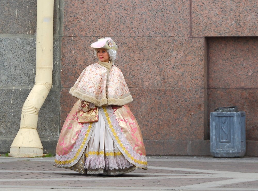 Окончен бал